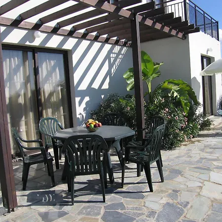 Aura Holiday Villas * Paphos
